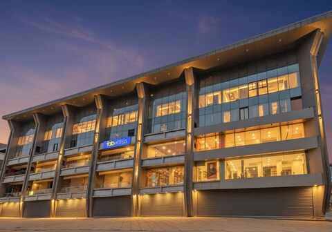 FabHotel The Park View