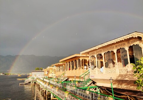 Mother India Houseboats