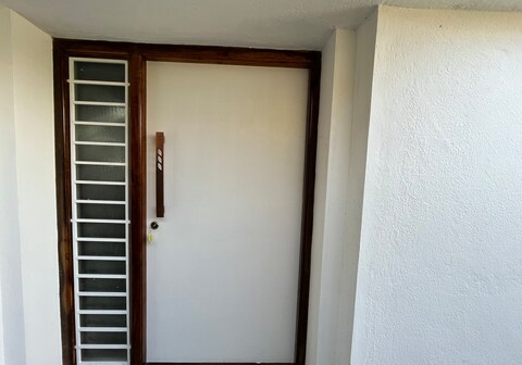 D Den Home Stay by VisitYercaud