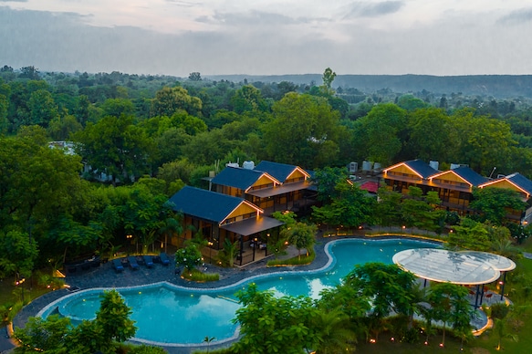 ELIVAAS Signature The Raha Resort