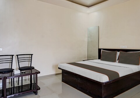 Hotel O Parinda Lodging