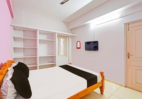 Hotel O Lia's Homestay