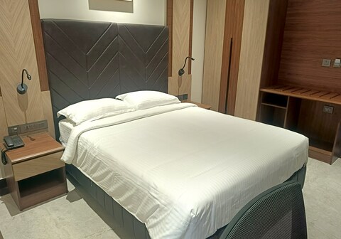 Crystal Residency - Panjappur Trichy