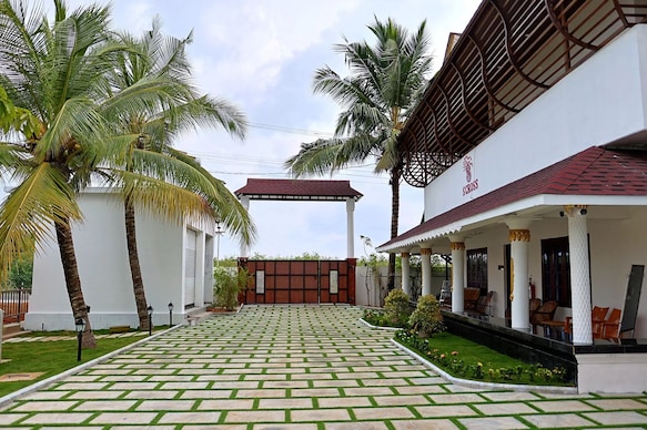 S Cross Munroe Island Resort
