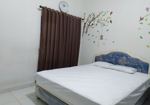 Hotel O Spring Homestay
