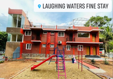 Laughing Waters Fine Stay