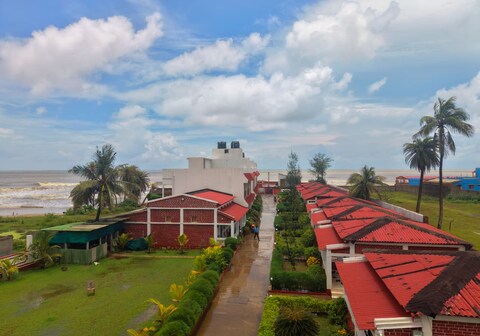 Ricardo Beach Resort
