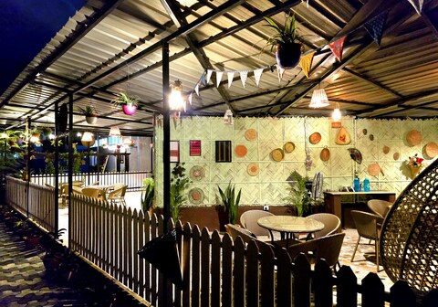 The Gulmohar Inn | Near Srimanta Sankaradeva Kalakshetra