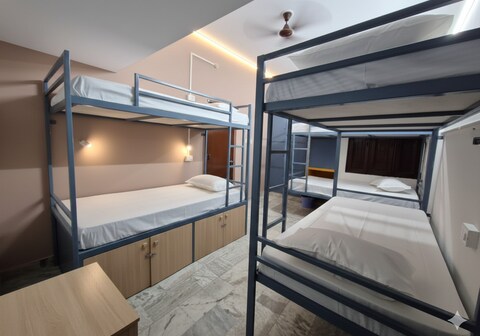 TNC Lucknow by The Nomad Cave (Hostel)