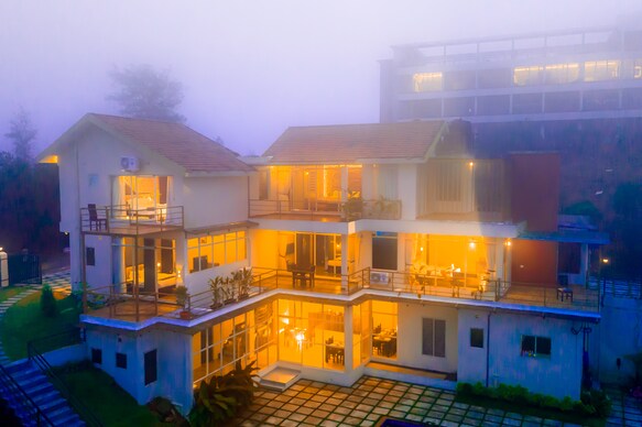 Irish County Vagamon by Voye Homes