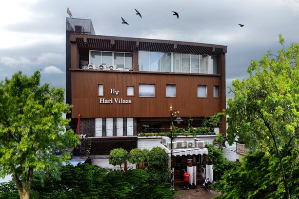 Hotel Hari Vilaas