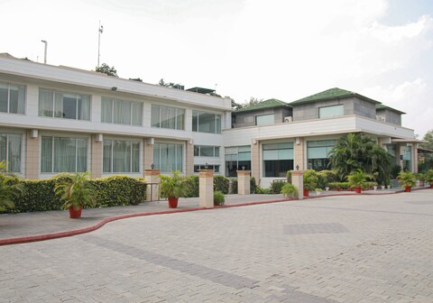 Opulent by Udman Hotels and Resorts