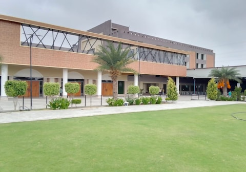 The Grand Padma Resort & Spa