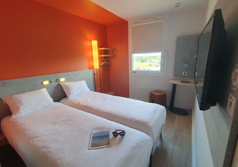 Ibis Budget Coutances