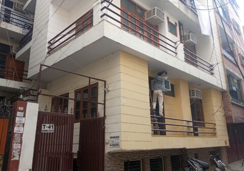 Sofia Homestay T41