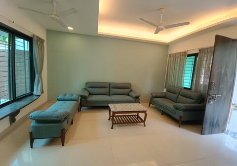 Avlon Villa with Pvt Pool, Lonavala