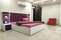 Homlee-Virasat 3BHK Flat Central DEL-Lift-Parking, Delhi Homlee-Virasat 3BHK Flat Central DEL-Lift-Parking, Delhi
