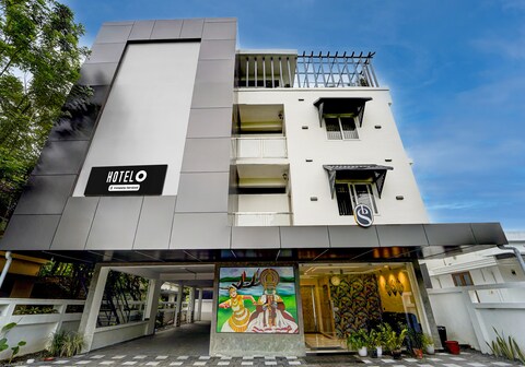 Super Townhouse Cochin Airport Formerly Skyluxe