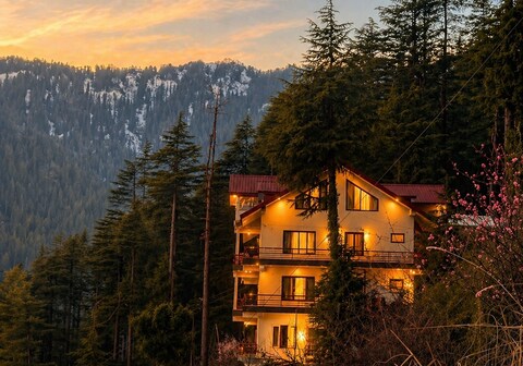 Noon Villa