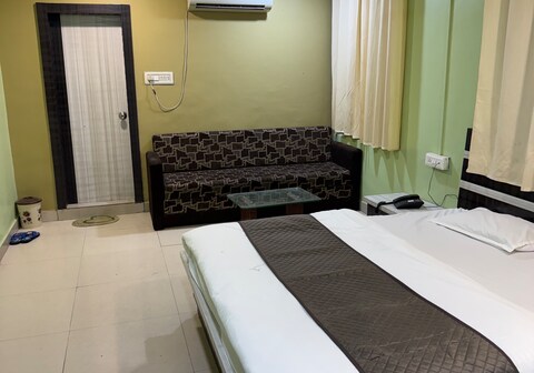 HOTEL RAJ INN RESTAURANT & BAR
