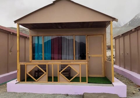 Pangong Sunrise Cottage near Pangong Lake