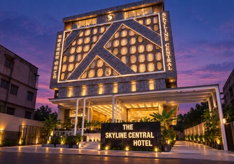 The Skyline Central