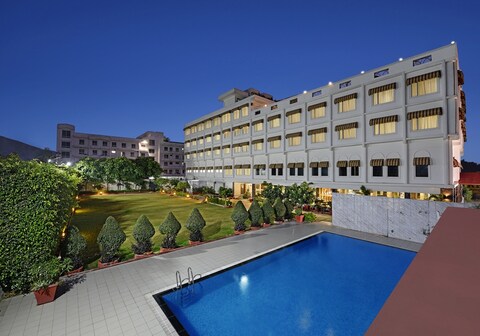 Mystical Valley View Resort and Spa