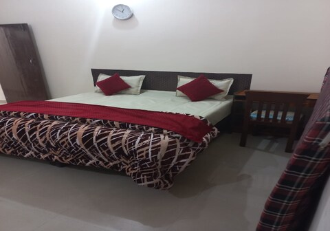 Mahadev Homestay @Tapovan