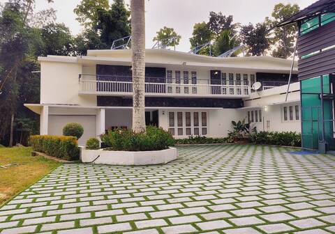 Riverside Retreat