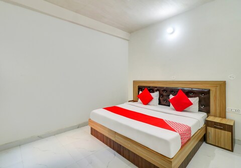 Hotel O Deswal Hotel