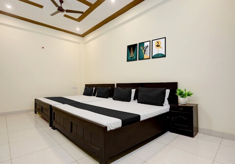 Hotel O Yatharth Inn Paying Guest House