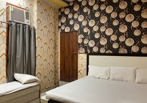 Shri Jagannath Paying Guest House