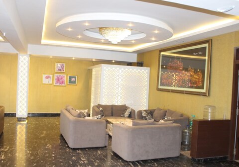 Hotel Grand Milestone