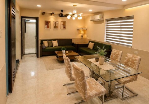 Jacuzzi Rooms Shared Villa with Swimming pool
