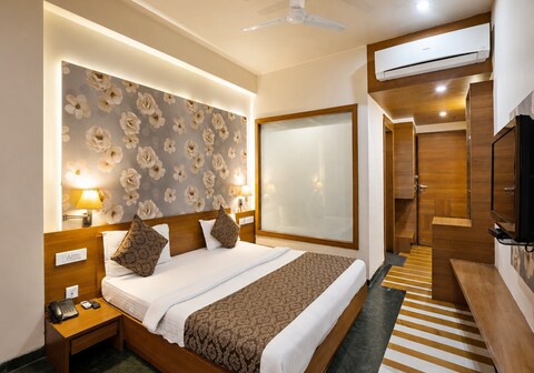 Hotel Shalimar Palace