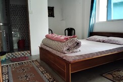 Parvi Homestay 4 km from Chowrasta Market, Darjeeling Parvi Homestay 4 km from Chowrasta Market, Darjeeling