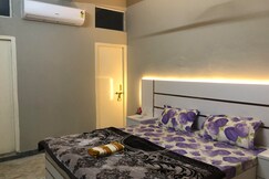 Cozy stay, Lucknow Cozy stay, Lucknow