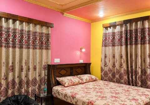 Cozy Deluxe Suite