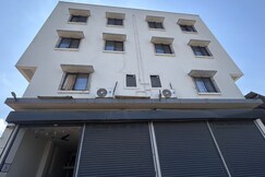 Hotel Holiday Inn, Bhandardara Hotel Holiday Inn, Bhandardara