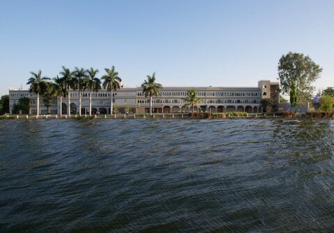 Hotel Lakend
