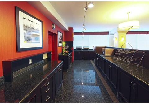 Hampton Inn by Hilton Ottawa