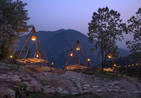 Neerville Waterfall Glamping 40 Minutes Trek