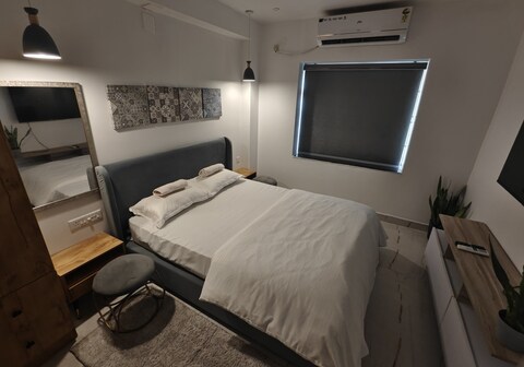 Yasha Ocean Breeze Haven Entire 1BHK Apartment