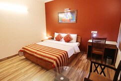 Hotel Pals Inn, Patel Nagar, Delhi Hotel Pals Inn, Patel Nagar, Delhi