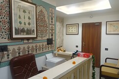 Naina Lodge, Nainital Naina Lodge, Nainital