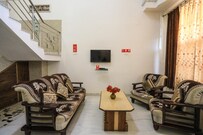 OYO Home 10287 3BHK Villa near Lake City Mall, Udaipur OYO Home 10287 3BHK Villa near Lake City Mall, Udaipur