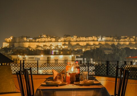 Hotel Bansuri Excellency