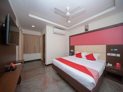 OYO 16595 Famous Residency, Tiruchirappalli OYO 16595 Famous Residency, Tiruchirappalli