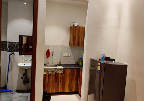 City Shelter - Studio with all basic amenities