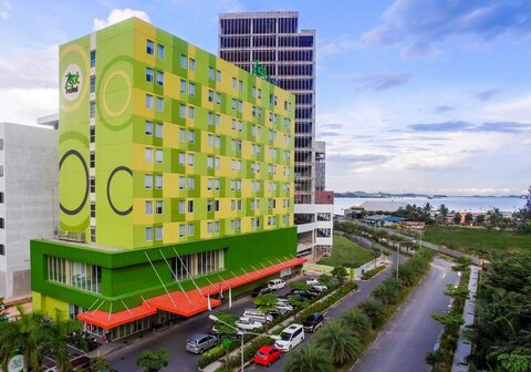 Zest Harbour Bay Batam